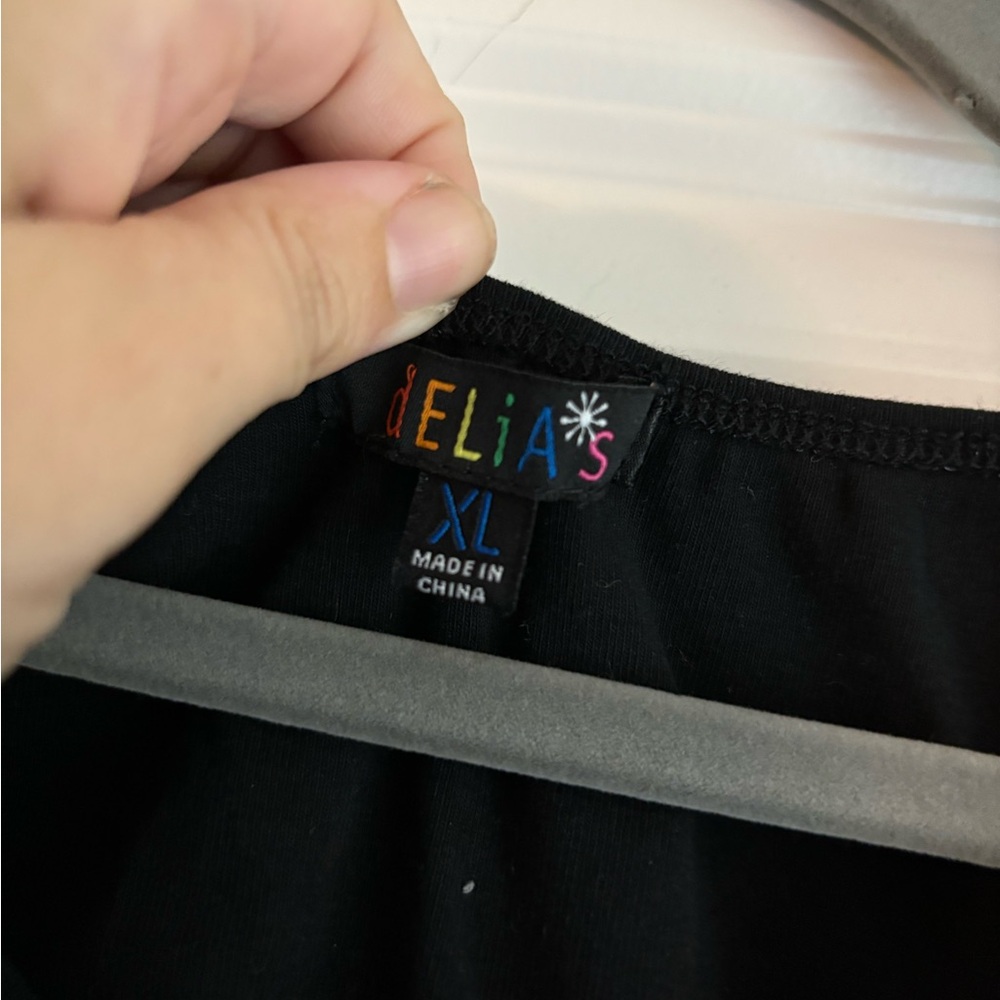 Delia’a NWOT tank - Picture 2 of 3